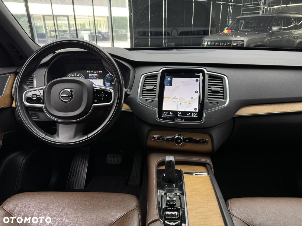 Volvo XC 90 B5 D AWD Momentum Pro 7os - 17