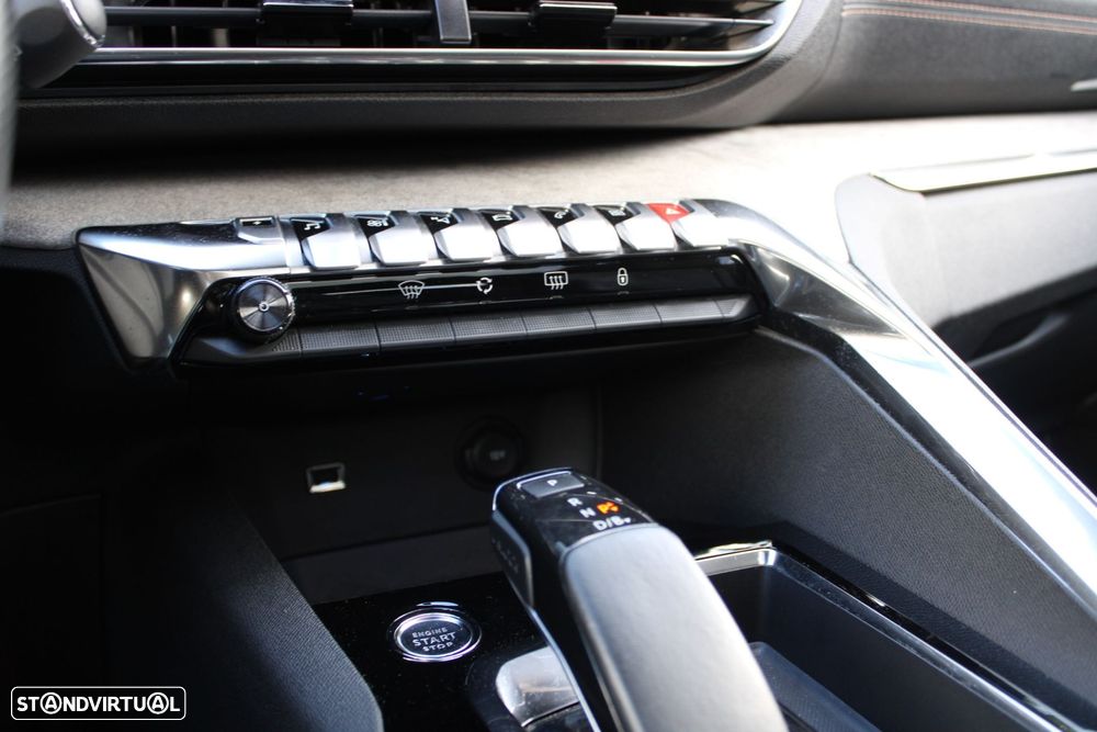 Peugeot 3008 1.6 Hybrid GT e-EAT8 - 34