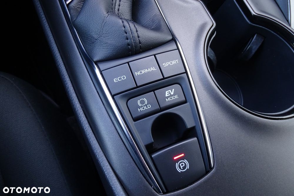 Toyota Camry 2.5 Hybrid Comfort CVT - 38