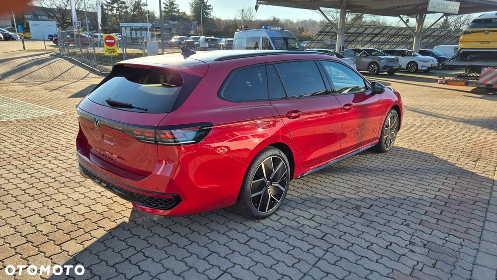 Volkswagen Passat Variant 2.0 TSI 4Mot R-Line Plus DSG - 6