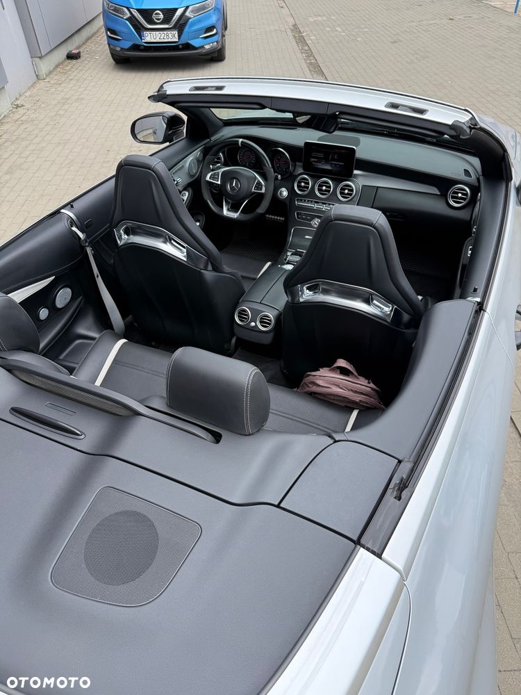 Mercedes-Benz Klasa C AMG 63 S AMG Speedshift 7G-MCT - 27