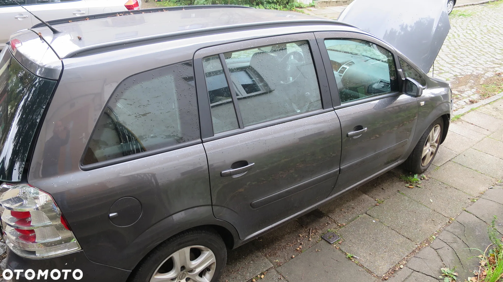 Opel Zafira 1.6 - 9