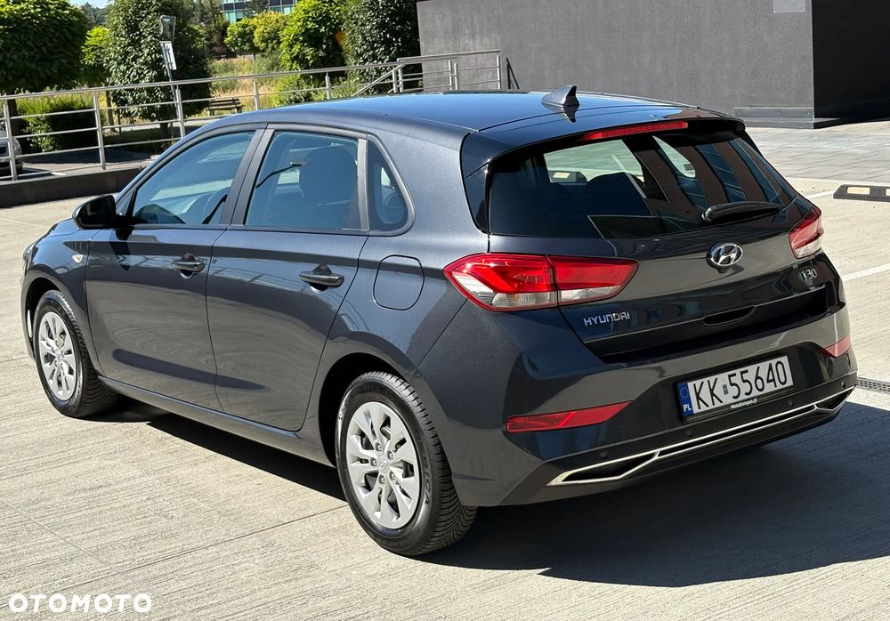 Hyundai i30 1.5 DPI Modern - 6