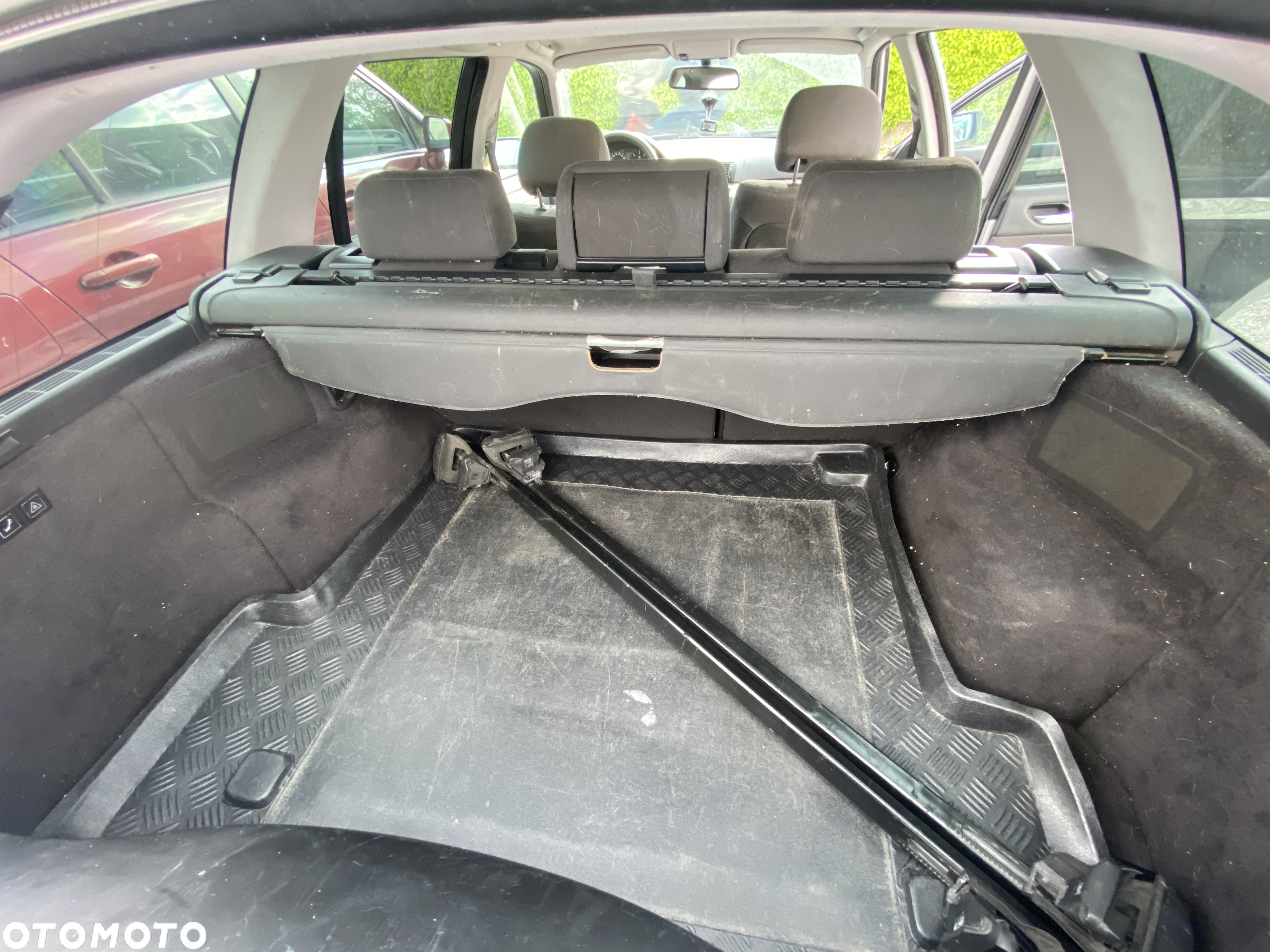 BMW Seria 3 320d DPF Touring Edition Fleet - 11
