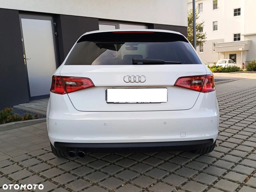 Audi A3 Sportback - 5