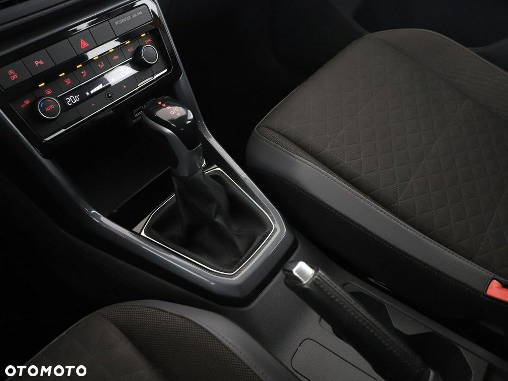 Volkswagen T-Cross - 31