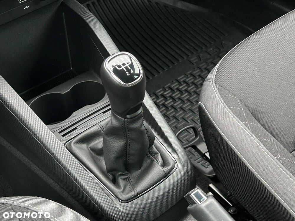 Skoda Fabia 1.0 TSI Ambition - 25