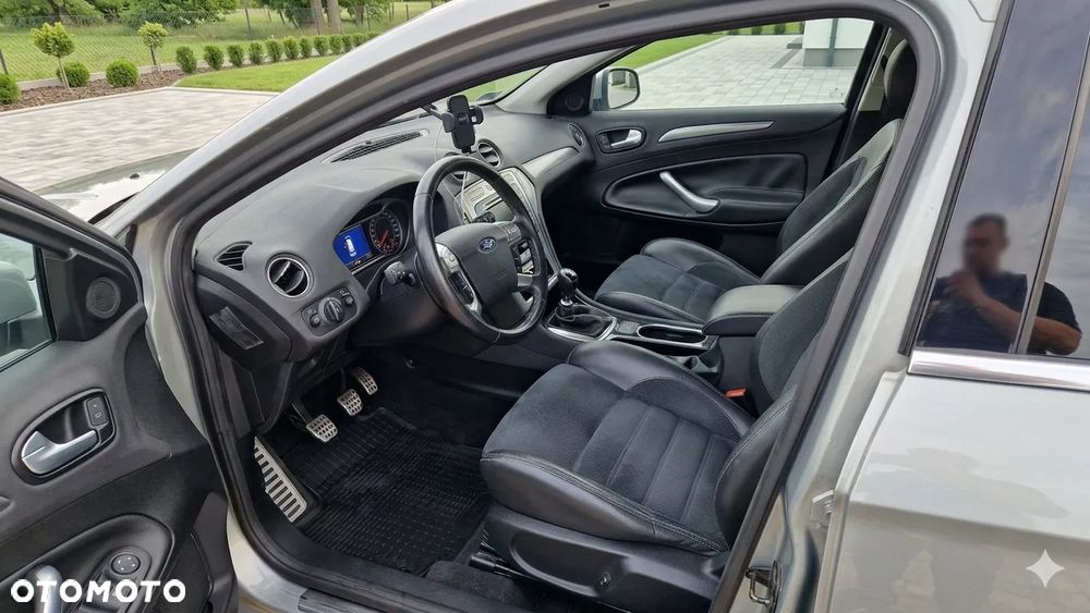 Ford Mondeo 2.0 TDCi Ghia - 2