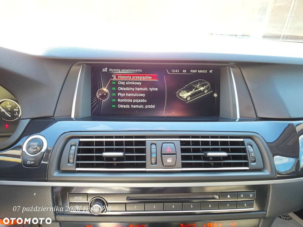 BMW Seria 5 520d Luxury Line sport - 24