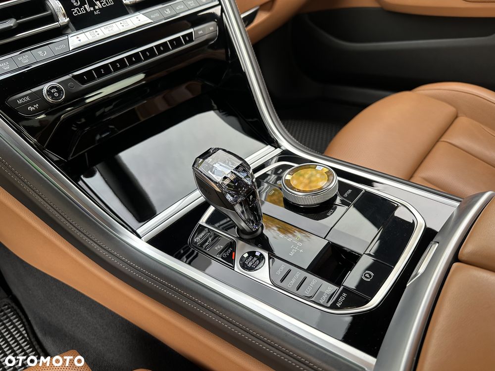 BMW Seria 8 840d xDrive - 14