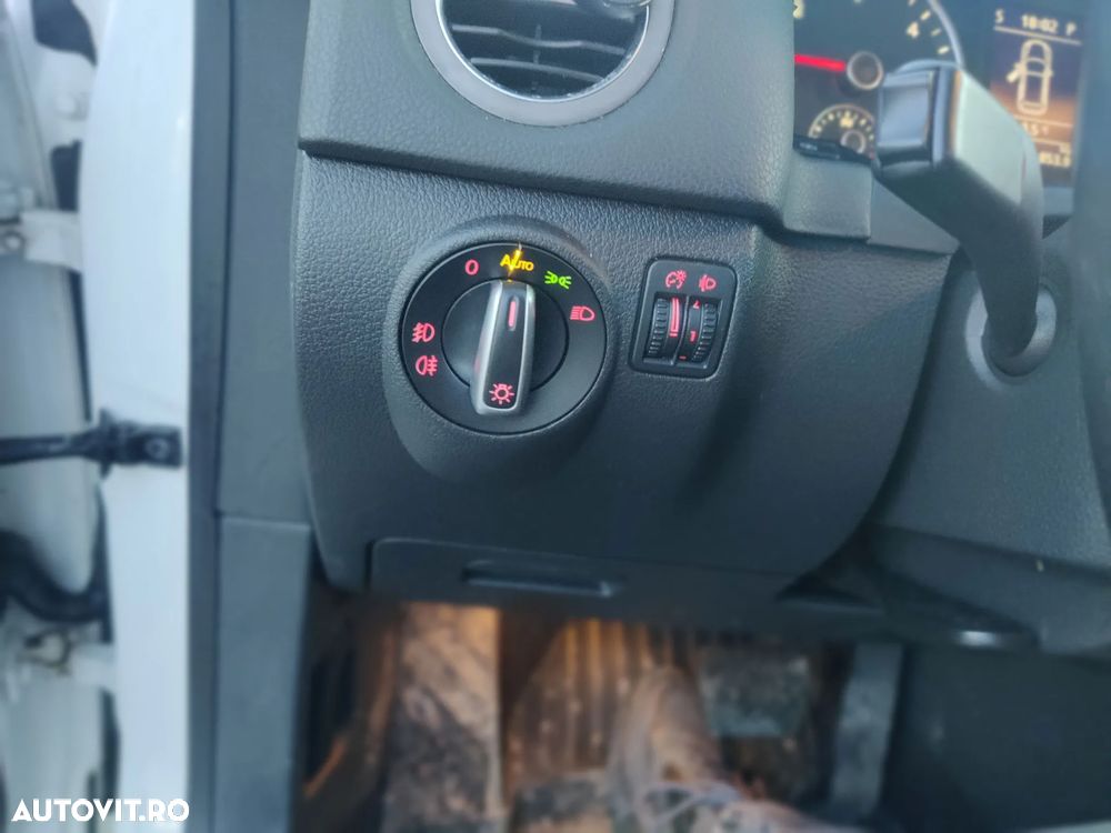 Volkswagen Tiguan - 22