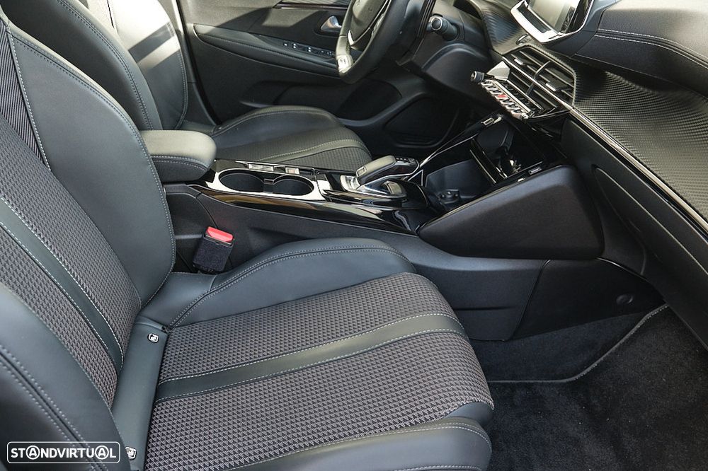 Peugeot 208 1.2 PureTech GT Line EAT8 - 15