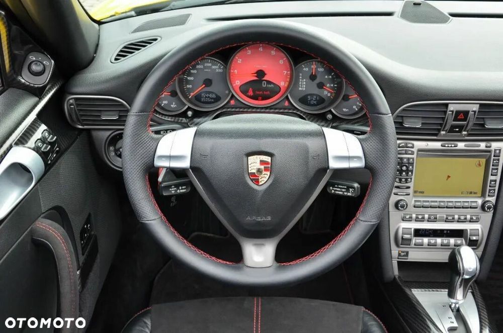 Porsche 911 - 24