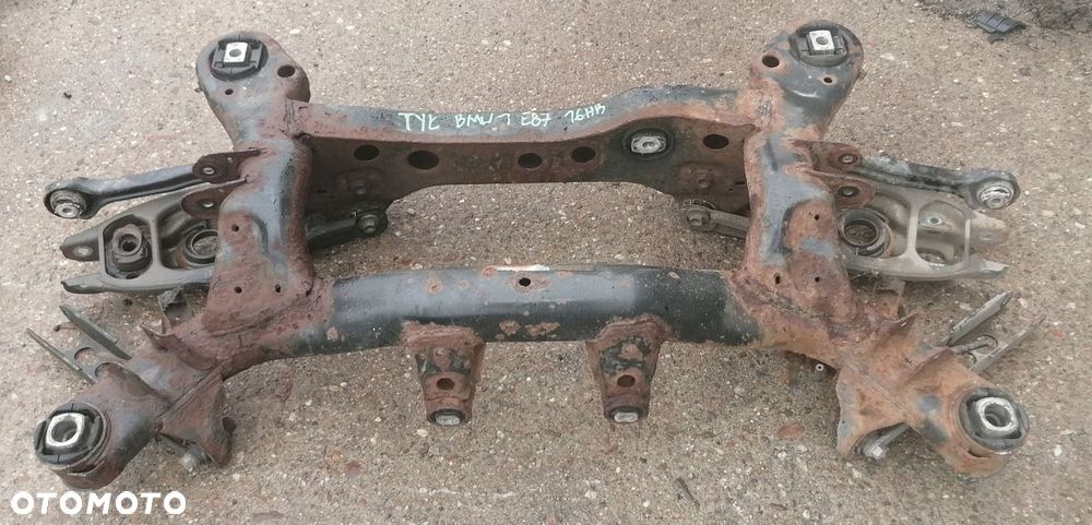 BMW 1 E81 E87 1.6 BELKA ZAWIESZENIA TYŁ TYLNA - 2