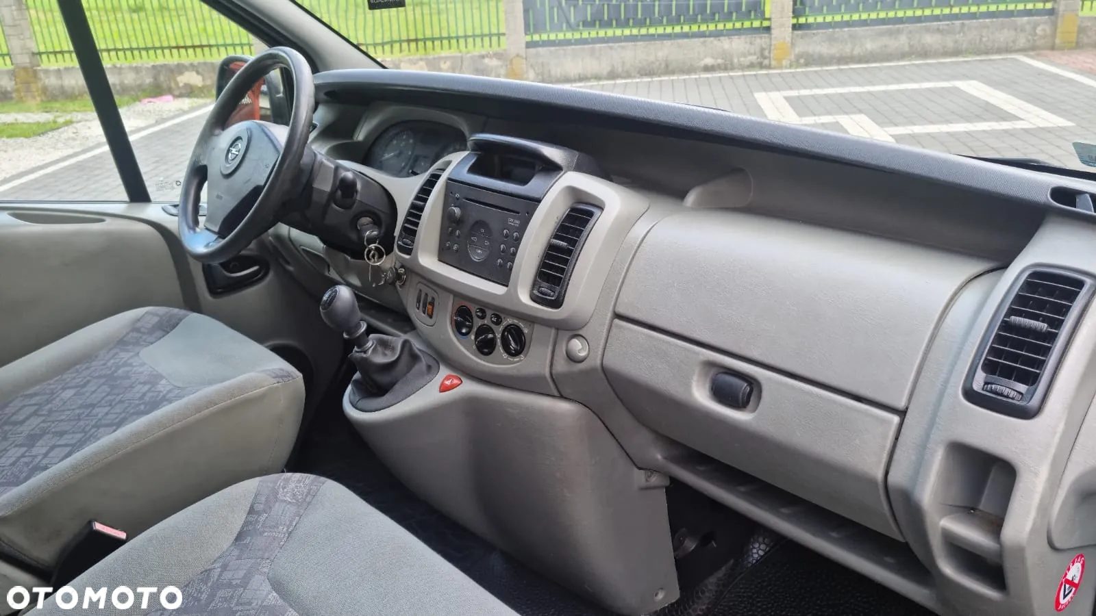 Opel Vivaro - 17