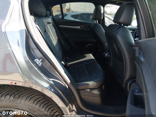 Alfa Romeo Stelvio 2.0 Turbo Veloce TI Q4 - 10