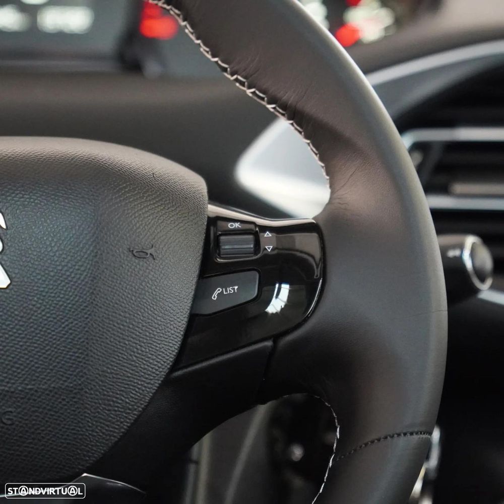 Peugeot 308 - 21