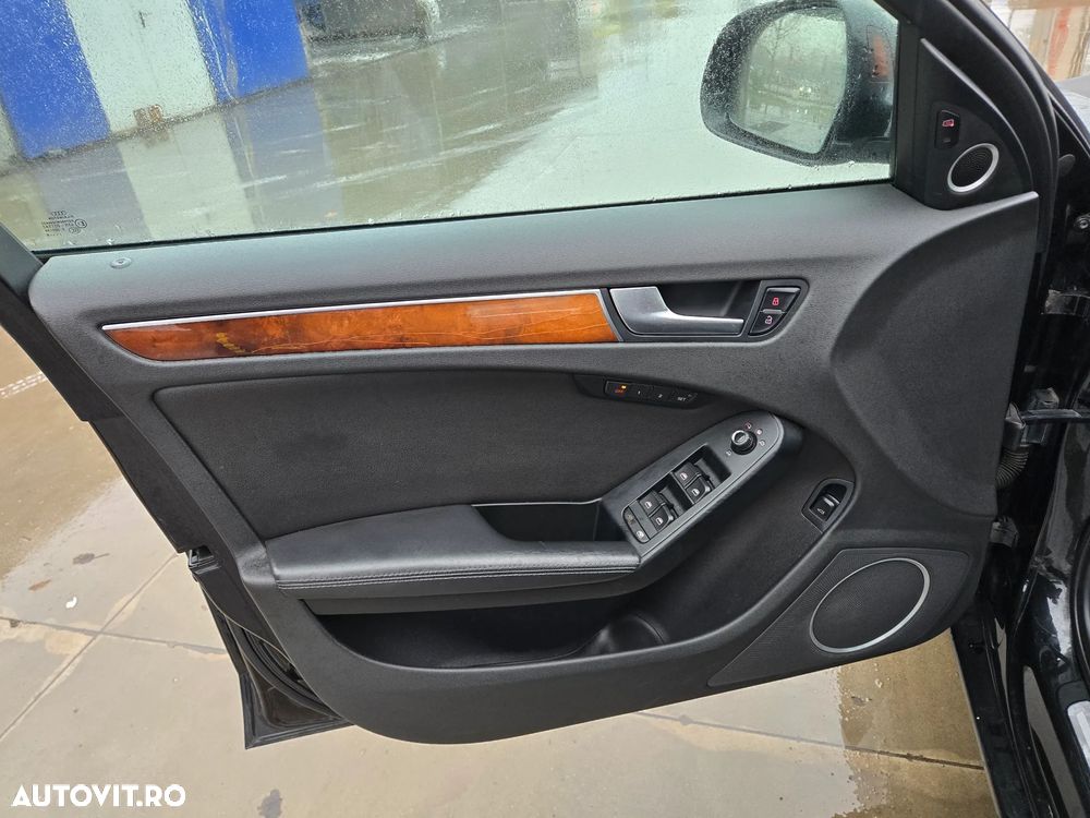 Audi A4 3.2 FSI quattro Tiptronic - 6