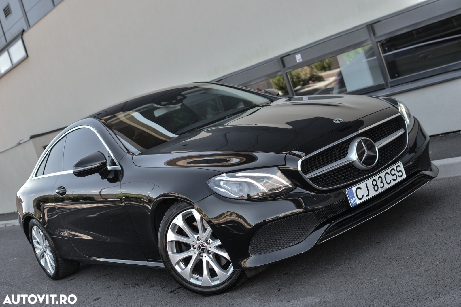 Mercedes-Benz E 220 d Coupe 9G-TRONIC Avantgarde - 17