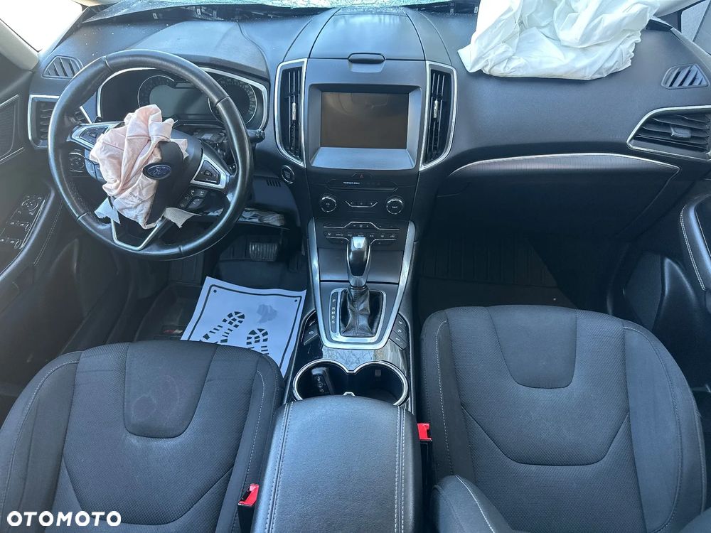 Ford S-Max - 23
