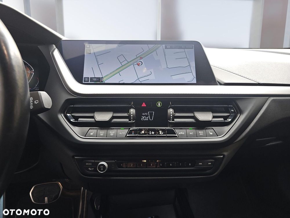 BMW Seria 1 118i M Sport - 16