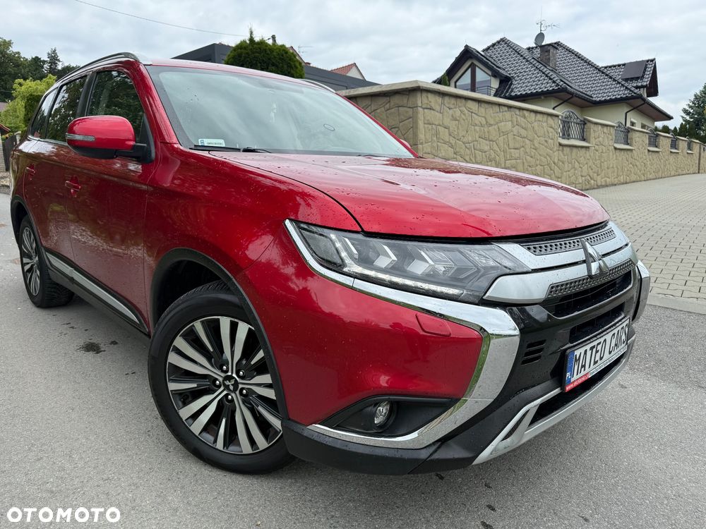 Mitsubishi Outlander 2.0 Intense + Navi 4WD CVT - 1