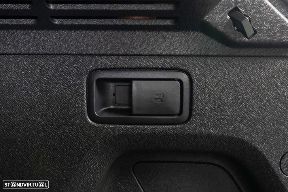 Peugeot 3008 1.6 Hybrid Allure e-EAT8 - 15