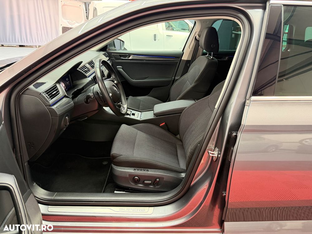Skoda Superb 2.0 TDI 150 CP DSG Essence - 8