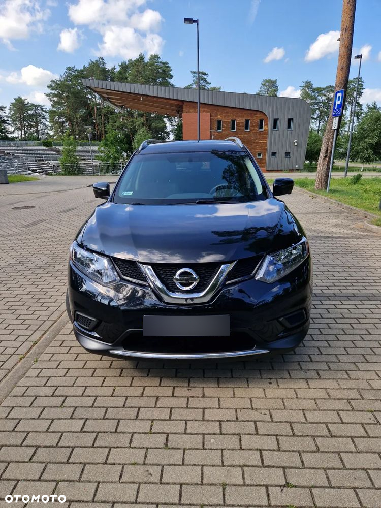 Nissan Rogue - 2