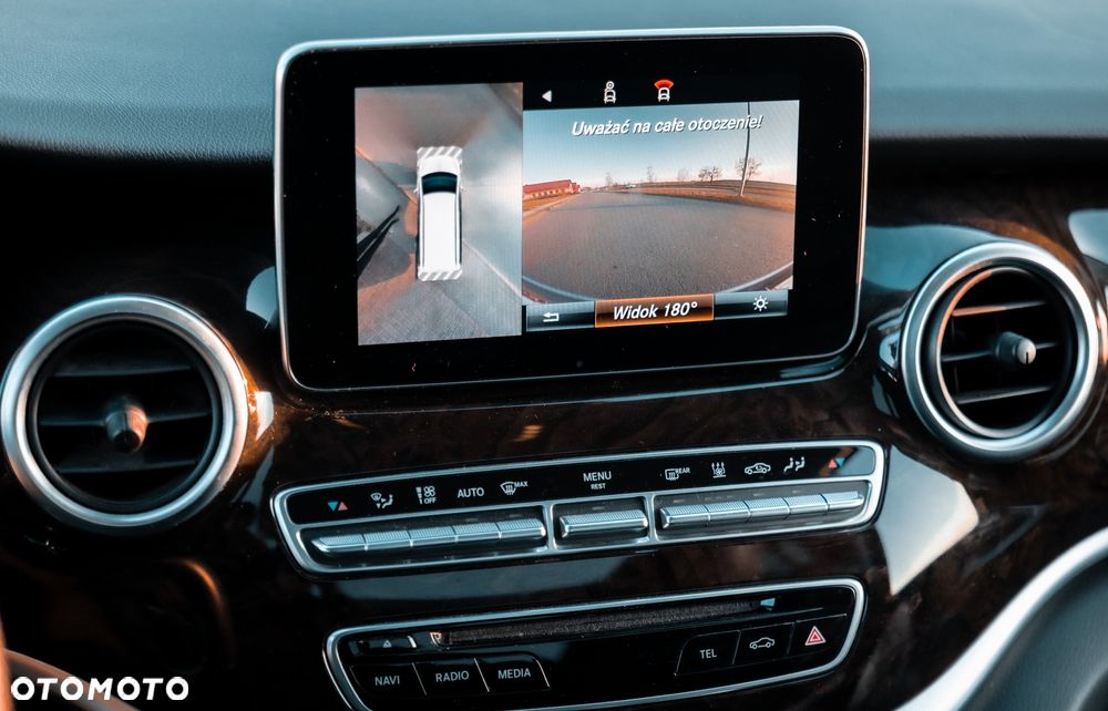 Mercedes-Benz Klasa V 250 d 4-Matic Avantgarde 7G-Tronic (d³ugi) - 19