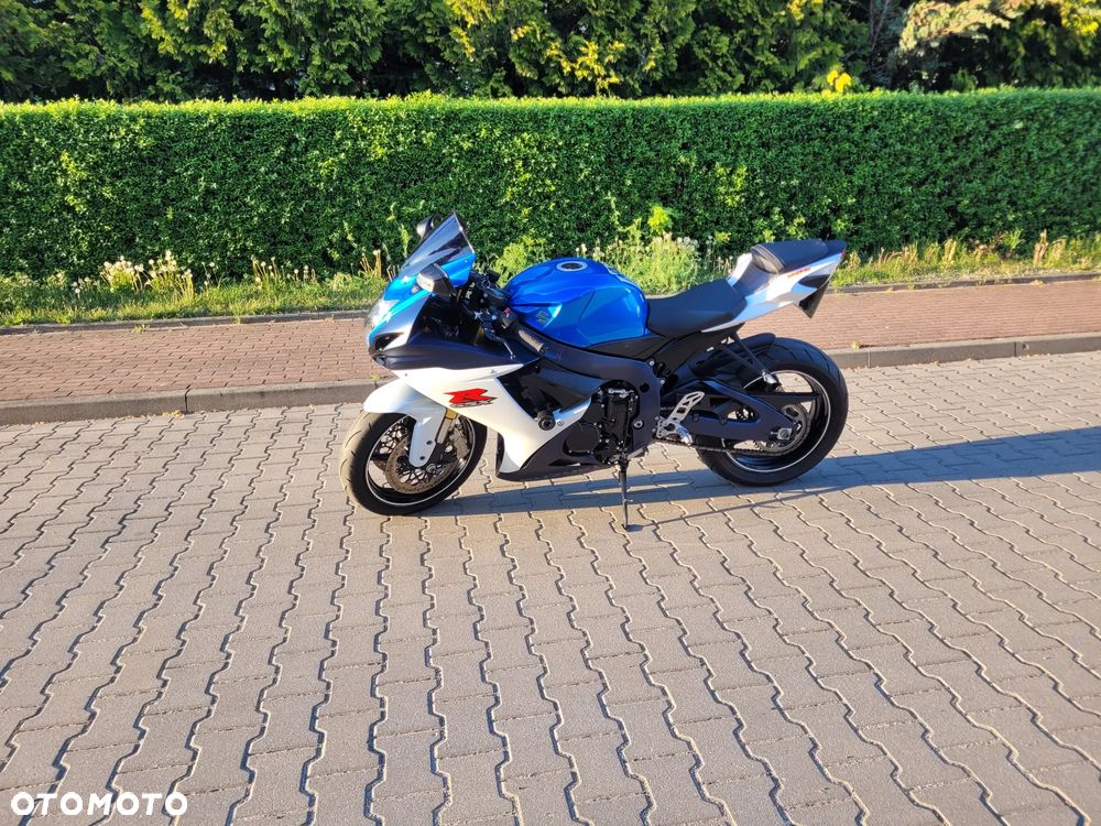 Suzuki GSX-R - 8