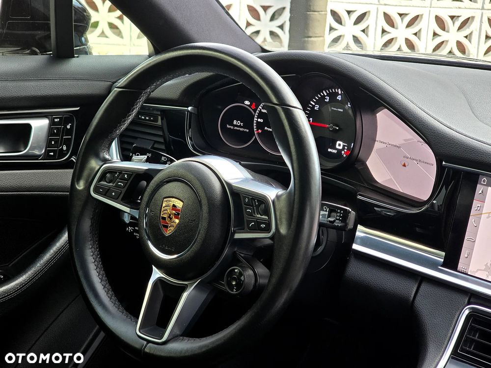 Porsche Panamera - 9