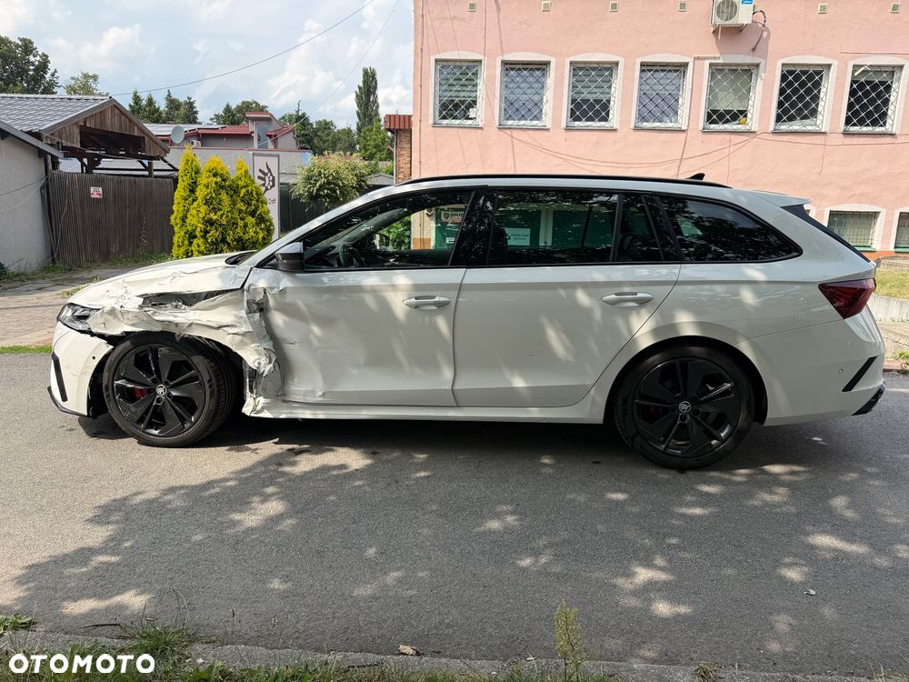 Skoda Octavia 2.0 TDI DSG 4x4 RS Plus - 12