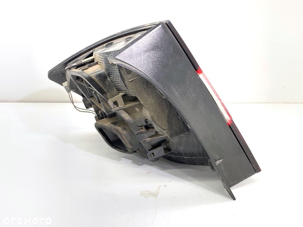 LAMPA PRAWY TYŁ  SKODA FABIA III (NJ3) 2014 - 2022 1.0 44 kW [60 KM] benzyna 2014 - 2022 6V6945096 - 2