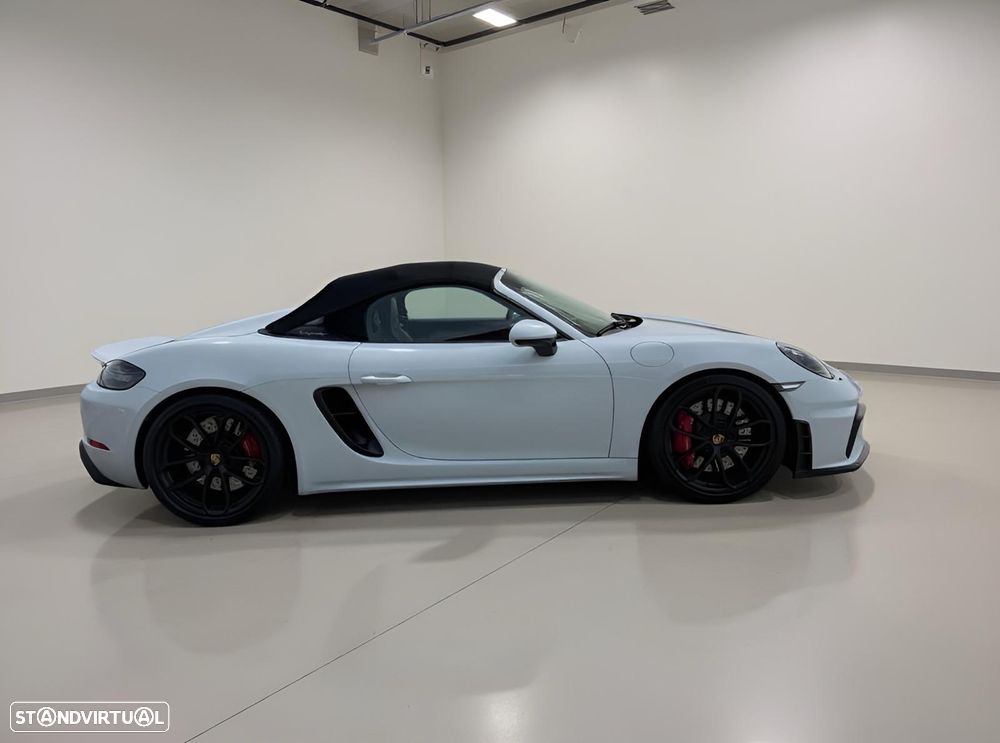 Porsche 718 Spyder PDK - 3