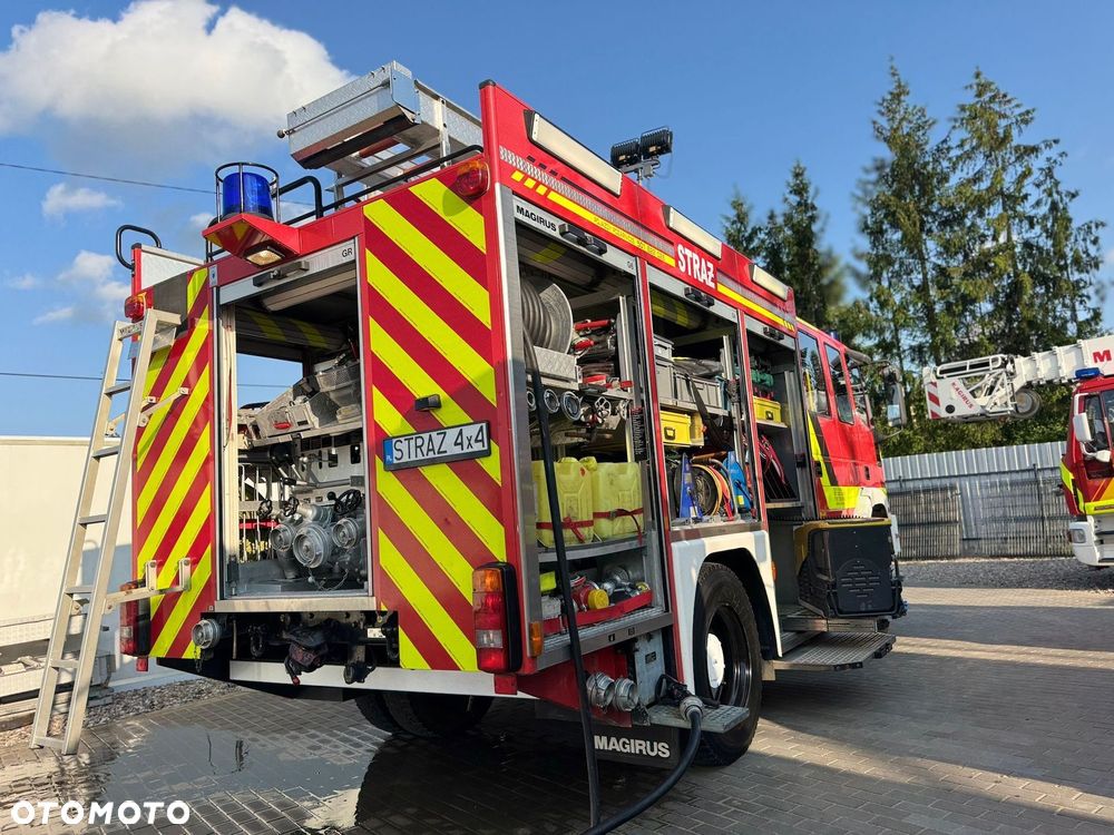 Iveco Straż pożarna | Pojazd pożarniczy | Wóz strażacki IVECO MAGIRUS 4x4 | CNBOP | 3000 l wody | blokady mostów | maszt oświetleniowy 360° - 16