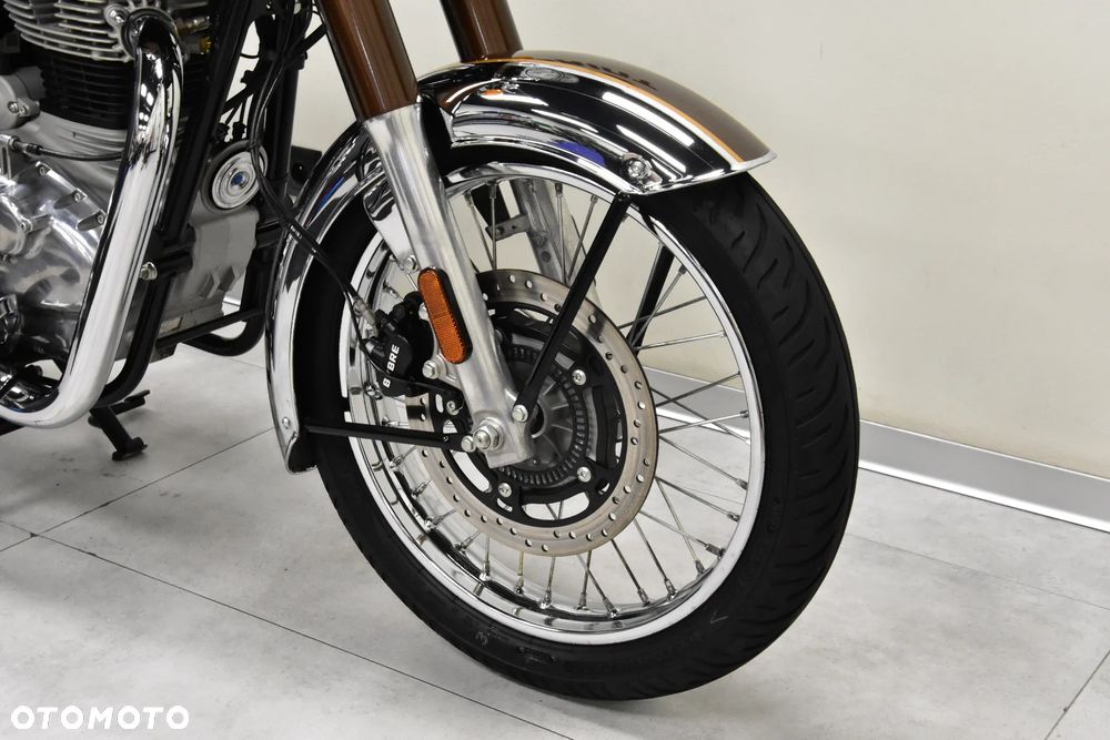 Royal Enfield Classic - 29