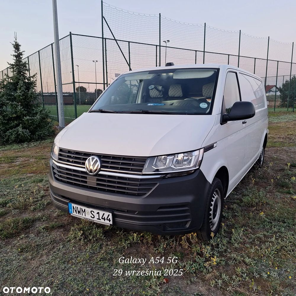 Volkswagen Transporter - 1