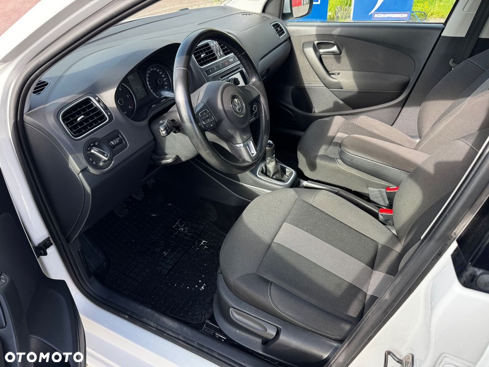 Volkswagen Polo 1.6 TDI Comfortline - 17