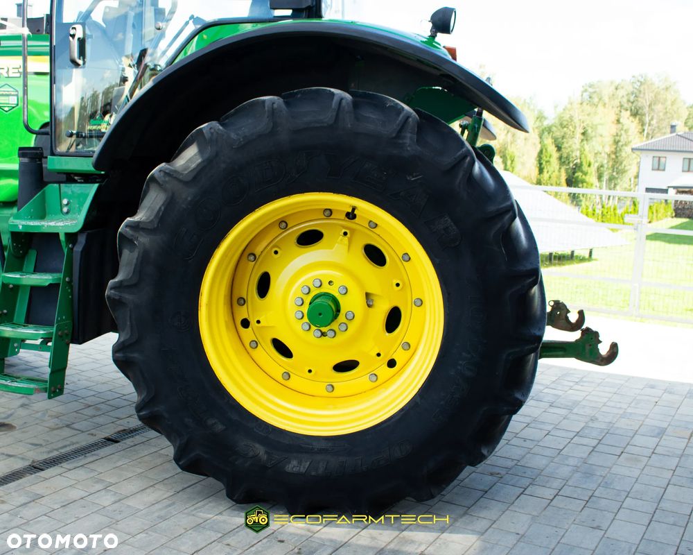 John Deere 8220 - 22