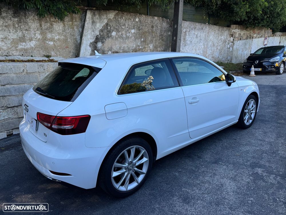Audi A3 1.6 TDI Design - 8