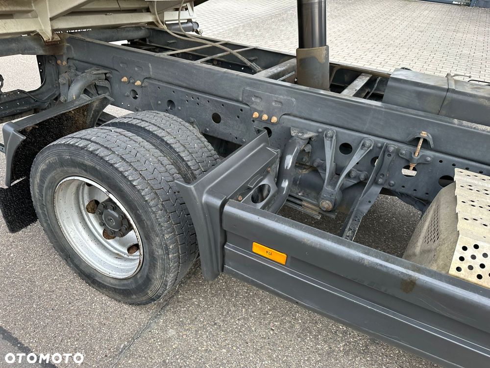 Mercedes-Benz Atego - 8