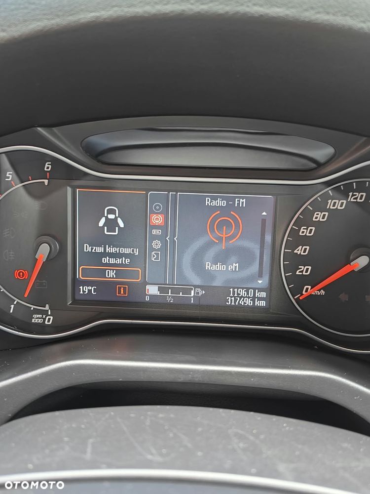 Ford Mondeo 2.0 TDCi Ambiente - 9