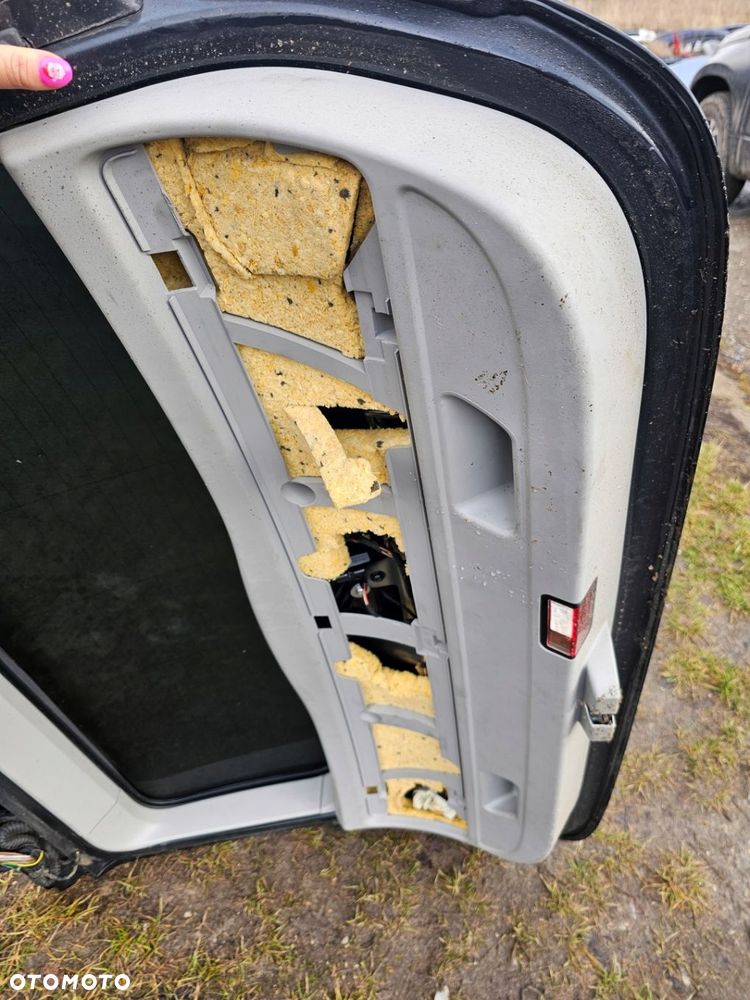 KLAPA BAGAŻNIKA TYŁ BMW E91 EU 475/9 - 6