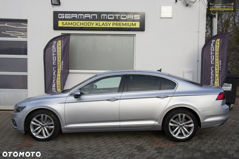 Volkswagen Passat - 36