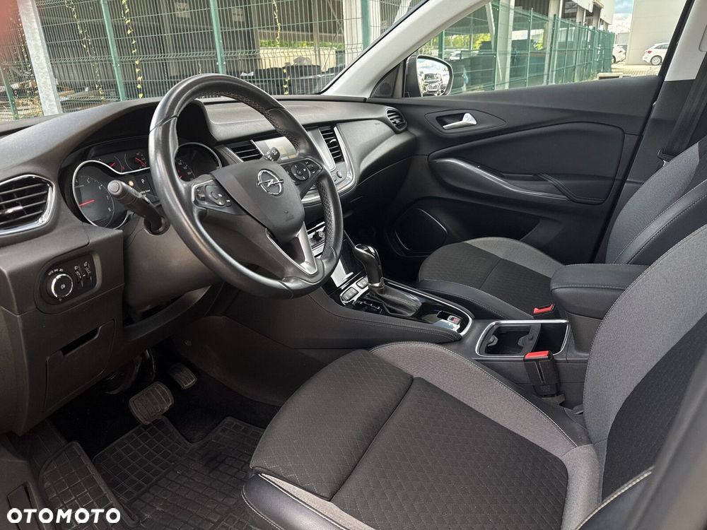 Opel Grandland X - 10