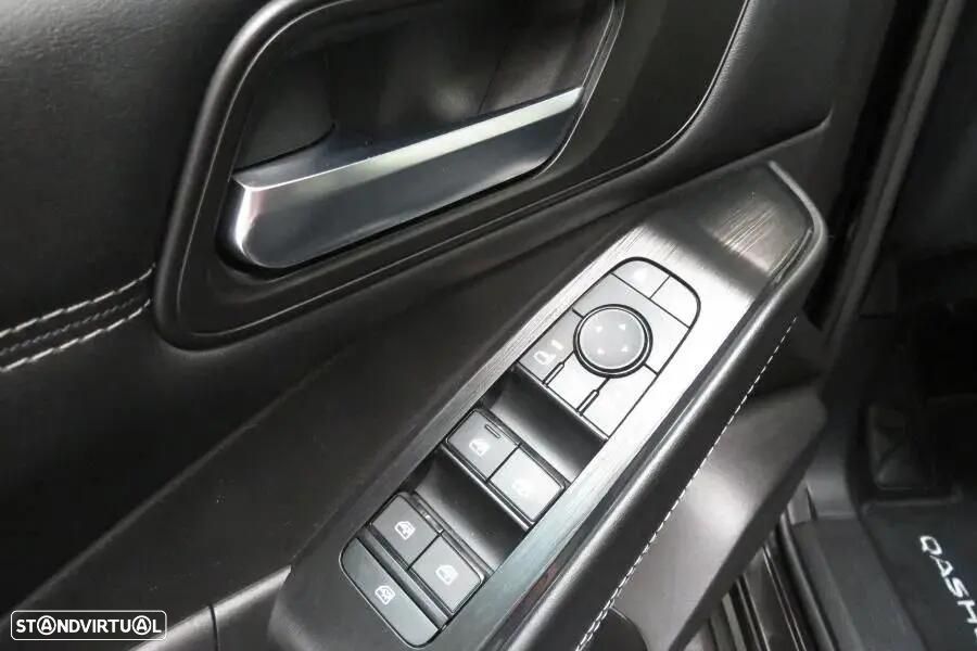 Nissan Qashqai 1.3 DIG-T N-Connecta LED — fotografia 17