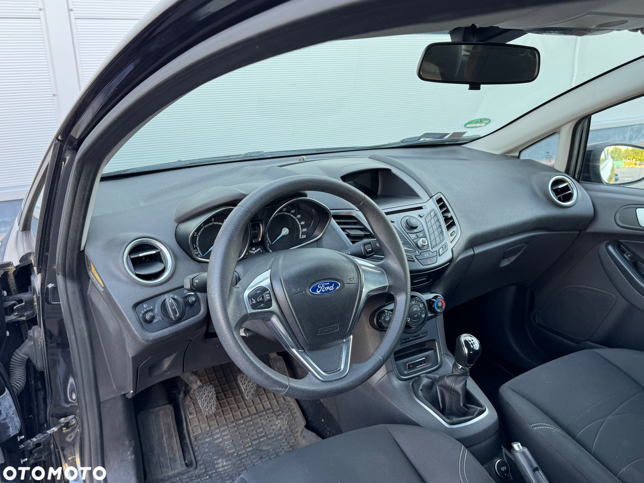 Ford Fiesta 1.25 Celebration - 12
