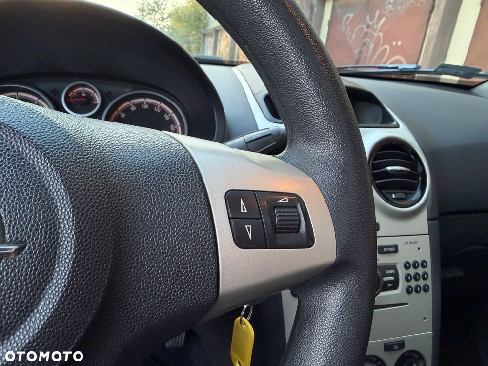 Opel Corsa 1.2 16V Innovation - 12