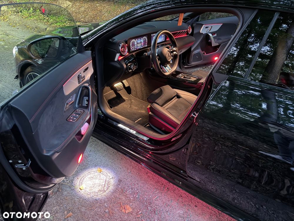 Mercedes-Benz CLA - 17